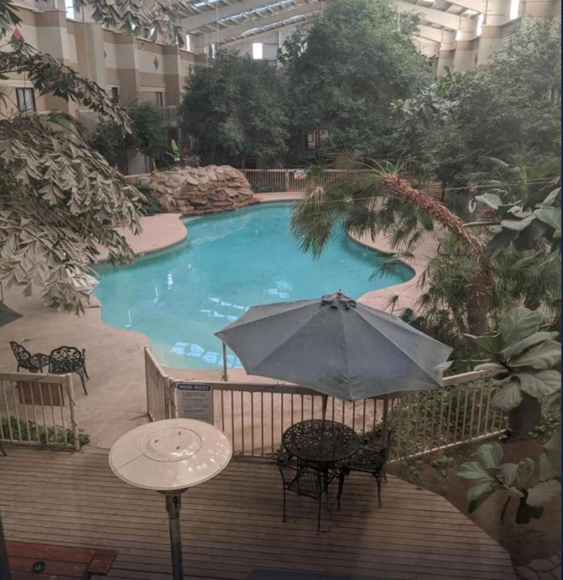 Atrium Inn Fort Stockton Exteriör bild