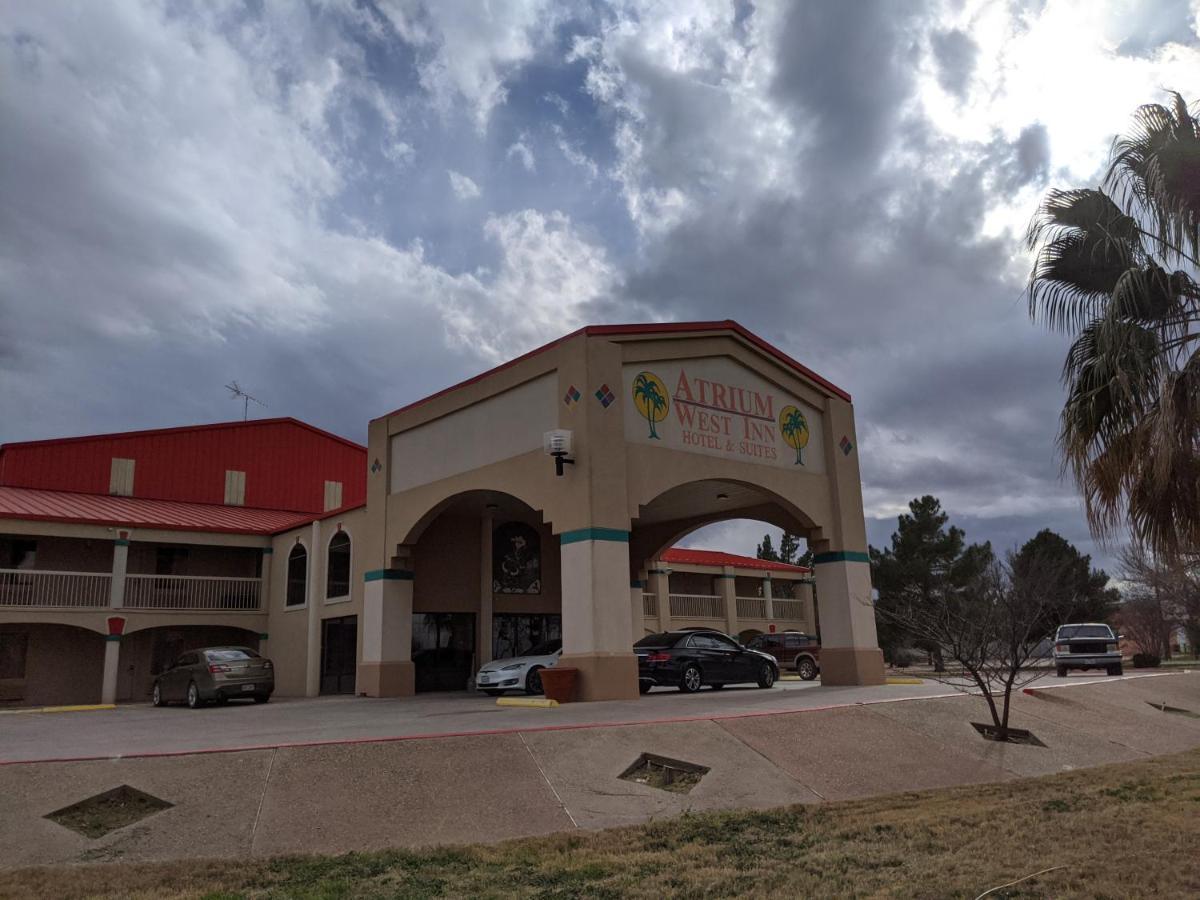 Atrium Inn Fort Stockton Exteriör bild